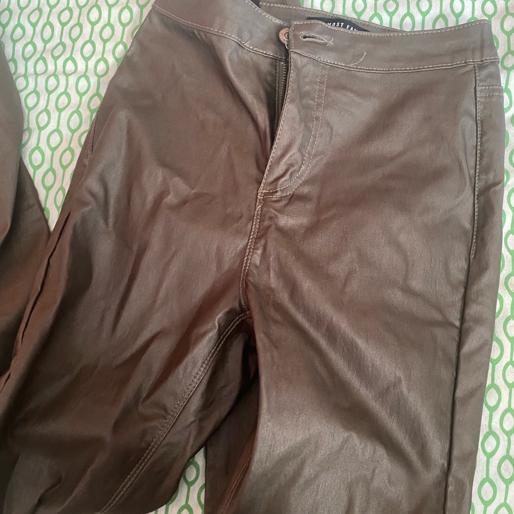 Pants - Picture 2 of 6